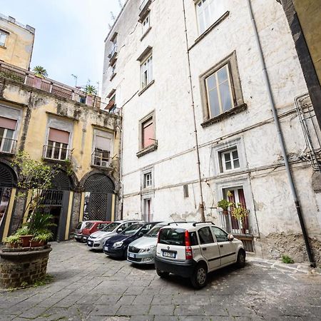 Appartamento Via Atri 37 Napoli Esterno foto